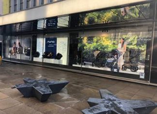 London proudly displays Nuna